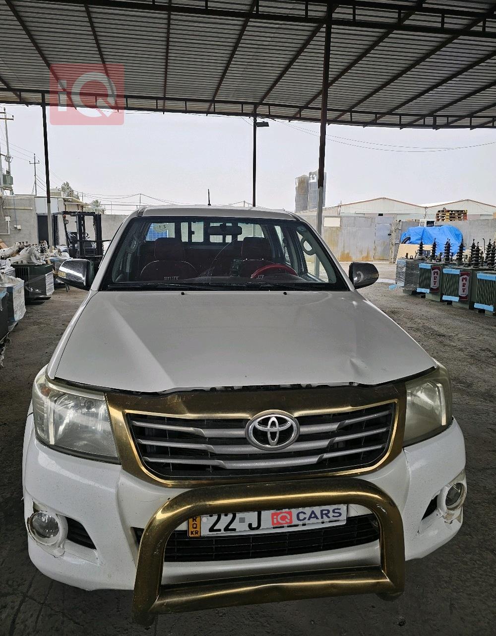 تويوتا هايلوكس